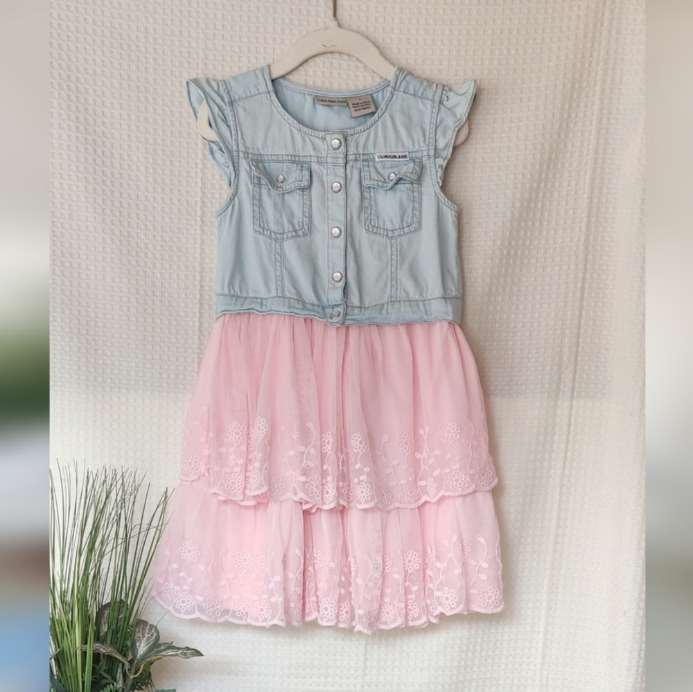 Calvin Klein Jeans Girls Light Blue Denim & Pink Eyelet Lace Dress Size 7